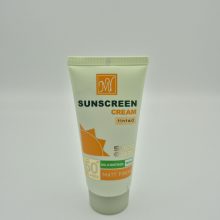 کرم ضد آفتاب رنگی ضد لک اسپات گارد مات 4کاره SPF50 مناسب پوست چربی ومستعد جوش  مای (My)